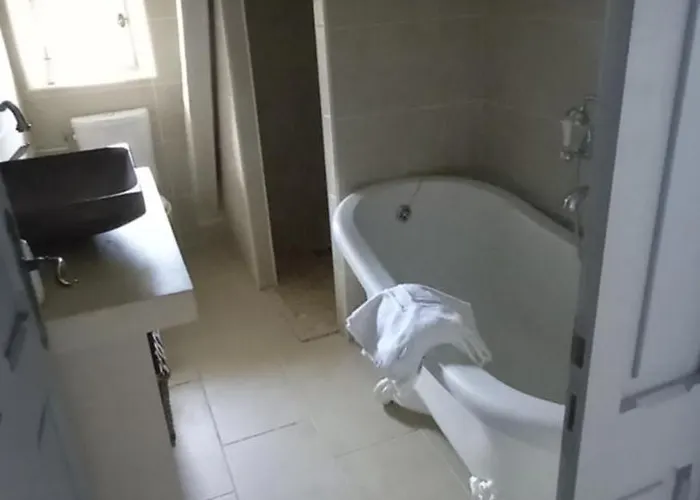 Les Laurielles Apartment